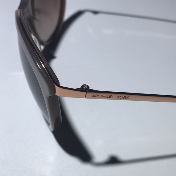 Michael Kors Windsor Sunglasses Round main image 4